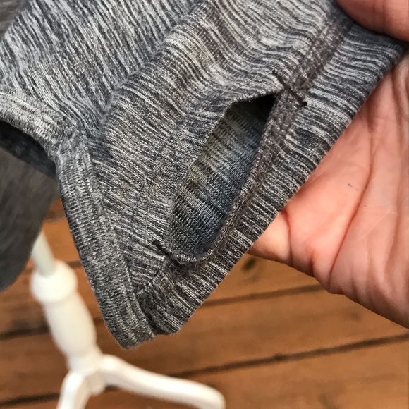 The North Face Motivation Quarter Zip Athletic Top - Picture 5 of 7